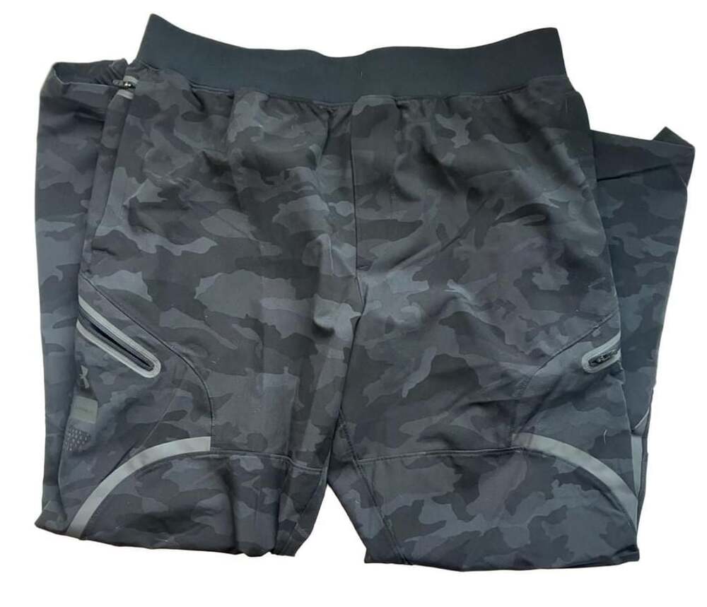 Under Armour Unstoppable Cargo Pants Size XL Black Camo